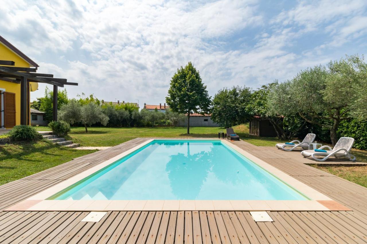 Villa Nada Buje Εξωτερικό φωτογραφία